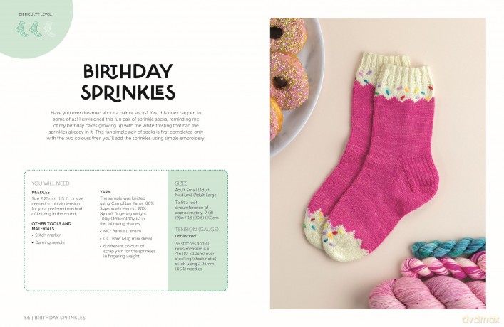 Knit A Box Of Socks - Julie Lebouthillier [KSIĄŻKA]