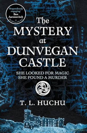 Mystery At Dunvegan Castle - T L Huchu [KSIĄŻKA]