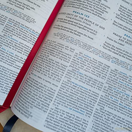 NKJV, MacArthur Study Bible, 2nd Edition, Genuine Leather, Black, Thumb-indexed, Comfort Print: Unleashing God's Truth One Verse at a Time - John Macarthur [KSIĄŻKA]