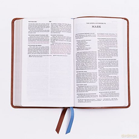 NKJV, Thinline Bible, Leathersoft, Black, Red Letter, Comfort Print: Holy Bible, New King James Version [KSIĄŻKA]