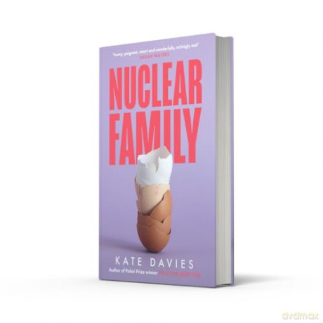 Nuclear Family - Kate Davies [KSIĄŻKA]