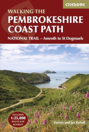 Pembrokeshire Coast Path - Dennis Kelsall [KSIĄŻKA]