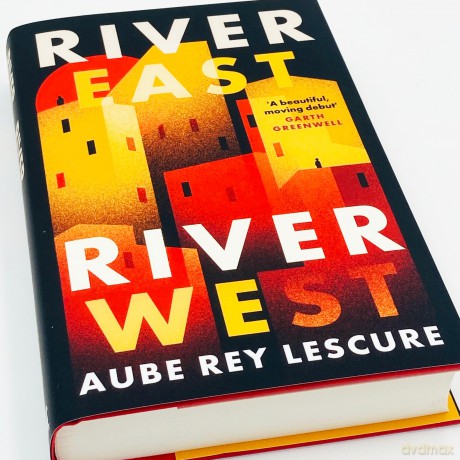 River East River West - Auberey Lescure [KSIĄŻKA]