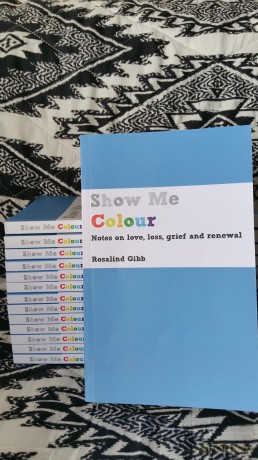Show Me Colour - Unknown [KSIĄŻKA]