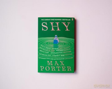 Shy - Max Porter [KSIĄŻKA]