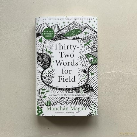 Thirtytwo Words For Field - Manch N Magan [KSIĄŻKA]