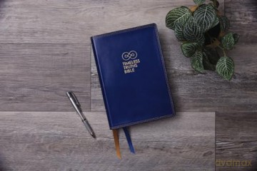 Timeless Truths Bible: One faith. Handed down. For all the saints. (NET, Brown Leathersoft, Comfort Print) - Matthew Z. Capps [KSIĄŻKA]