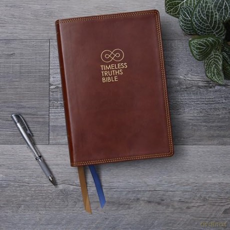 Timeless Truths Bible: One faith. Handed down. For all the saints. (NET, Brown Leathersoft, Comfort Print) - Matthew Z. Capps [KSIĄŻKA]