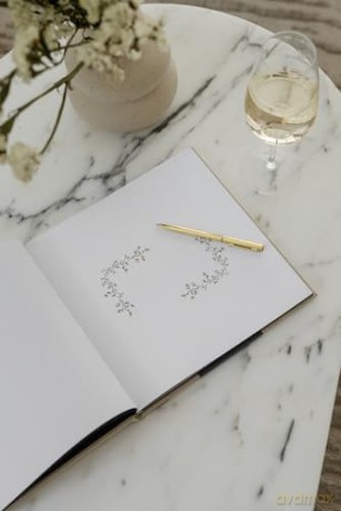 Wedding Guest Book - Korie Herold [KSIĄŻKA]