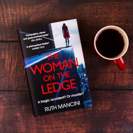 Woman On The Ledge - Ruth Mancini [KSIĄŻKA]