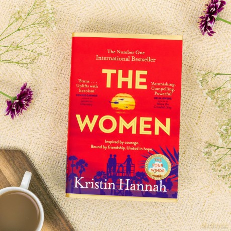 Women - Kristin Hannah [KSIĄŻKA]