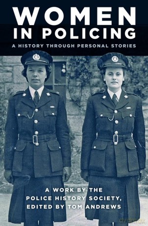 Women In Policing - Tom Andrews [KSIĄŻKA]
