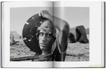 Workers An Archeology Of The Industrial - Sebastiao Salgado [KSIĄŻKA]
