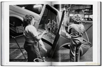 Workers An Archeology Of The Industrial - Sebastiao Salgado [KSIĄŻKA]