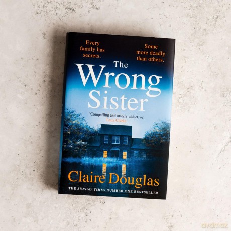Wrong Sister - Claire Douglas [KSIĄŻKA]