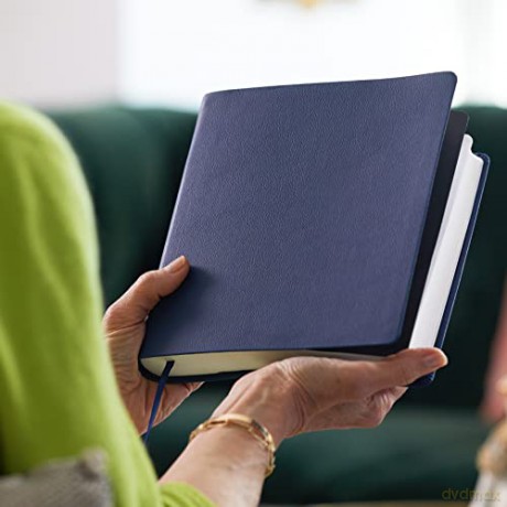 Xl Catholic Edition Bible - Stacey Antine [KSIĄŻKA]
