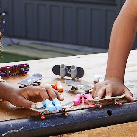 Hot Wheels Skate Deskorolka + buty mix HGT46 MATTEL