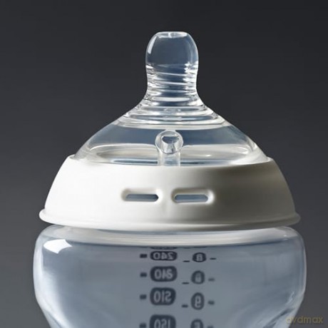 TOMMEE TIPPEE Zestaw 2 smoczków VARI FLOW CTN TTP 424587