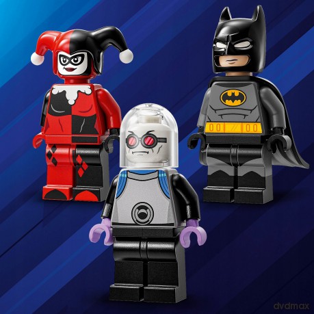 LEGO Super Heroes Batman z Batmobilem Kontra Harley Quinn Mi Mr Freeze (76274) [KLOCKI]
