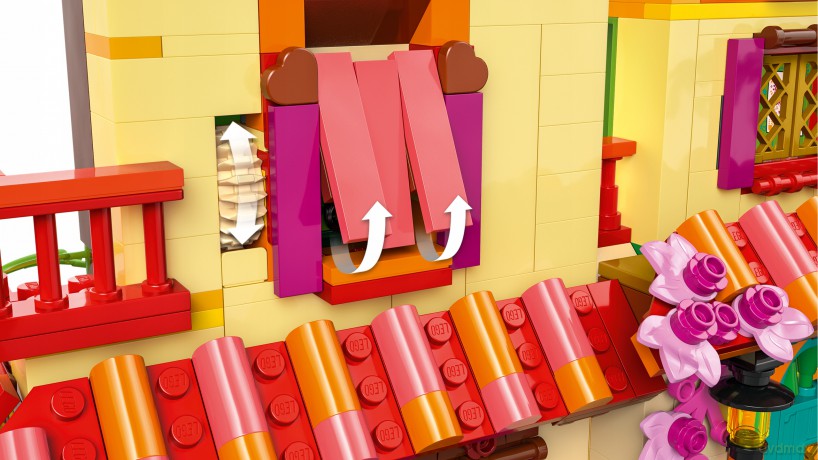 LEGO Disney Princess Magiczny Dom Madrigalów (43245) [KLOCKI]