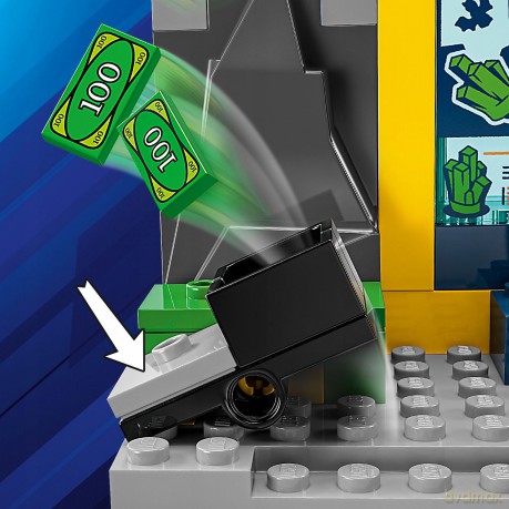 LEGO Super Heroes Jaskinia Batmana z Batmanem, Batgirl i Jokerem (76272) [KLOCKI]