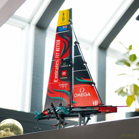 LEGO Technic Jacht Emirates Team New Zealand AC75 (42174) [KLOCKI]