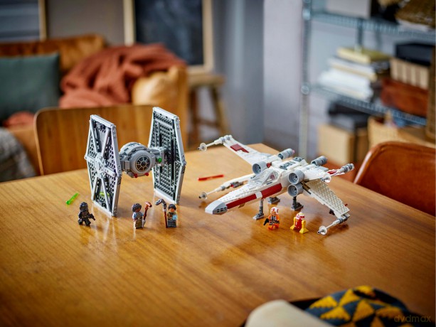 LEGO Star Wars Myśliwiec TIE i X-wing - Zestaw Combo (75393) [KLOCKI]