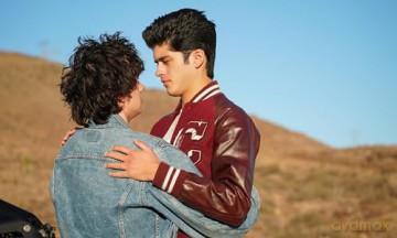 Aristotle and Dante Discover the Secrets of the Universe [Blu-Ray]