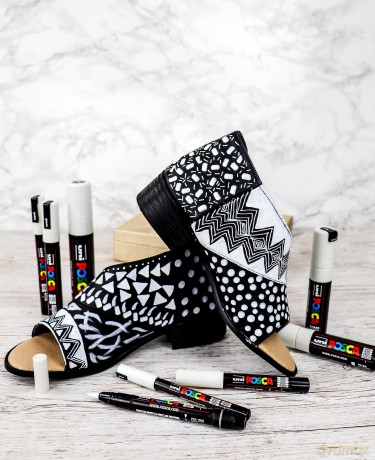 Posca - 8 Nib Size White Set (401618)