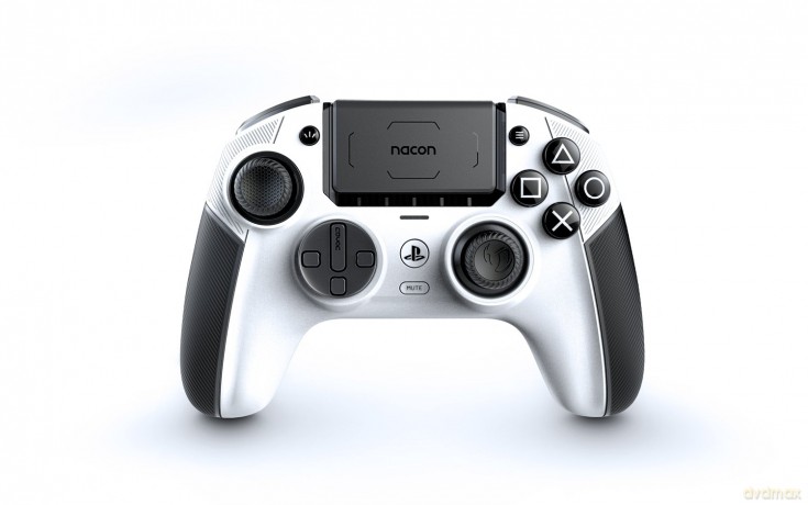 Revolution 5 Pro Controller - White