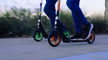 Razor - A5 Lux Light Up Scooter - Green (13073033)