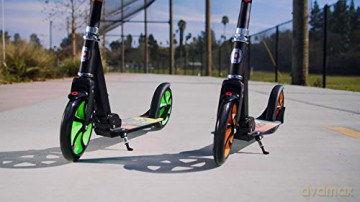 Razor - A5 Lux Light Up Scooter - Green (13073033)