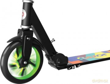 Razor - A5 Lux Light Up Scooter - Green (13073033)
