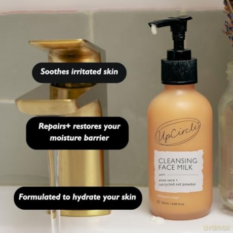 UpCircle - Cleansing Face Milk with Aloe Vera + Oat Powder 120 ml