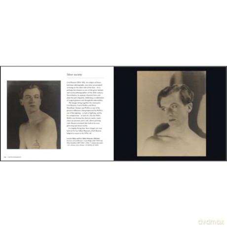 100 Photographs from the Collections of the National Trust (The National Trust Collection) - Anna Sparham [KSIĄŻKA]