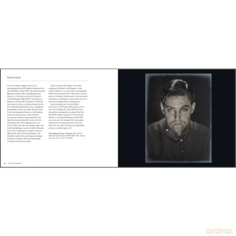 100 Photographs from the Collections of the National Trust (The National Trust Collection) - Anna Sparham [KSIĄŻKA]