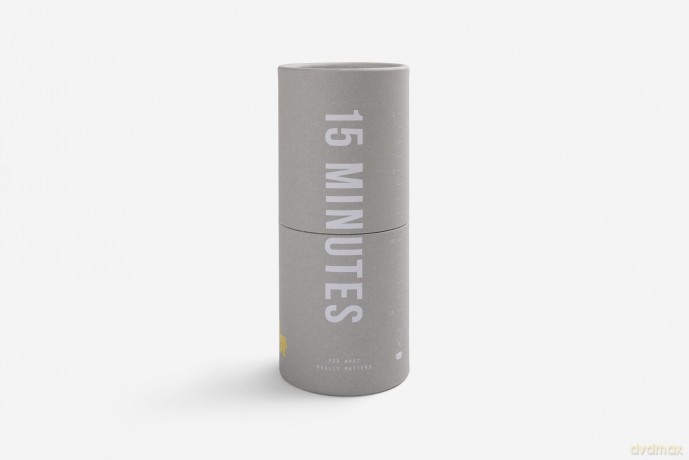 15 Minute Timer: An Elegant Hourglass Sand Timer Which Measures 15 Minutes Precisely from the Start of Each Turn - The School of Life [KSIĄŻKA]