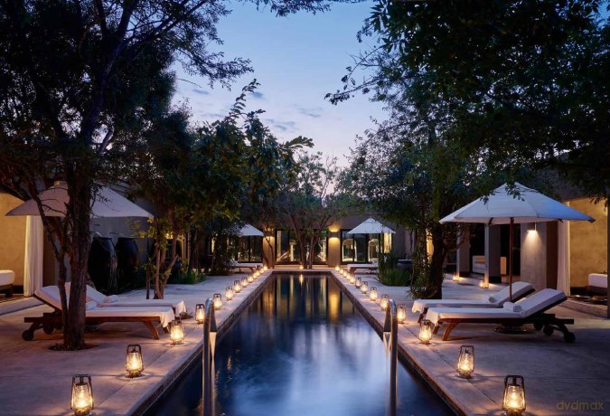 150 Spas You Need to Visit Before You Die (150 Series) - Devorah Lev-Tov [KSIĄŻKA]