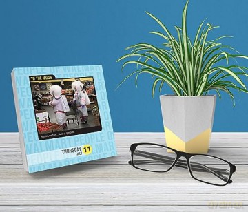 2024 People of Walmart Boxed Calendar: 365 Days of Shop and Awe - Adam Kipple [KALENDARZ]