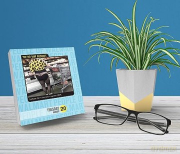 2024 People of Walmart Boxed Calendar: 365 Days of Shop and Awe - Adam Kipple [KALENDARZ]