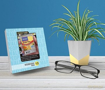 2024 People of Walmart Boxed Calendar: 365 Days of Shop and Awe - Adam Kipple [KALENDARZ]