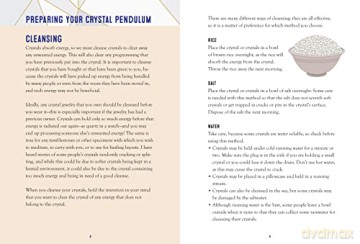 A Beginner's Guide to Pendulum Magic Kit: Dowsing and Divination Techniques with This Ancient Crystal Tool-Includes: Crystal Pendulum, Velvet Pouch, 32-page Guidebook, Pendulum Chart and Chakra Card - Editors of Chartwell Books [KSIĄŻKA]