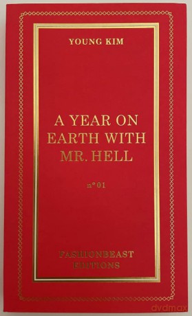 A Year on Earth with Mr Hell - Young Kim [KSIĄŻKA]