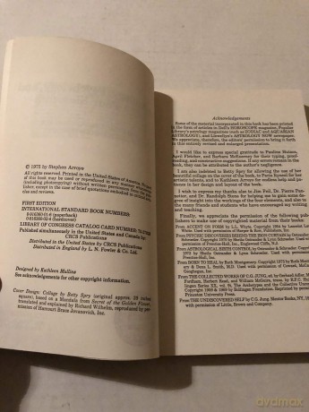 Astrology, Psychology, and the Four Elements: An Energy Approach to Astrology and it's Use in the Counseling Arts - Stephen Arroyo [KSIĄŻKA]