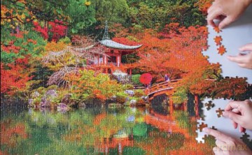 Autumn Foliage in Kyoto, Japan - 1000 Piece Jigsaw Puzzle: finished size 29 x 20 inch (74 x 51 cm): for Adults and Families - Finished Puzzle Size 29 x 20 inch (74 x 51 cm); A3 Sized Poster - Tuttle Studio [KSIĄŻKA]