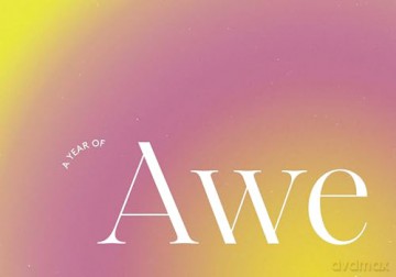 Awestruck: 52 Experiments to Find Wonder, Joy, and Meaning in Everyday Life--A Yearlong Journal - Alexandra Franzen [KSIĄŻKA]