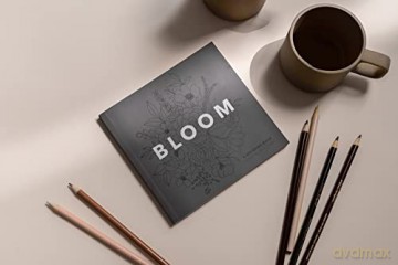 Bloom (Mini): Pocket-Sized 5-Minute Coloring Pages (Stocking Stuffers) - Alli Koch [KSIĄŻKA]