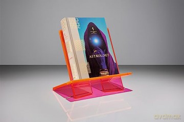 Bookstand. Medium. Radiant Pink - Taschen [KSIĄŻKA]