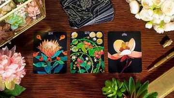 BOTANICA: The Tarot Deck About the Language of Flowers - Kevin Jay Stanton [KSIĄŻKA]