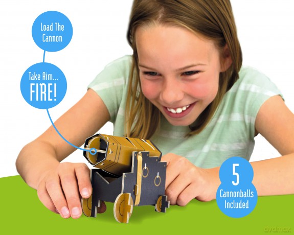 Build Your Own Exploding Pirate Ship - Eco Friendly Cardboard Craft Kit - Ages 8+ [KSIĄŻKA]